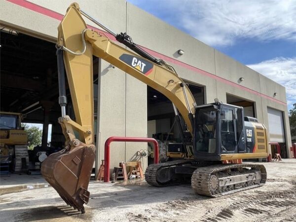 2014 CATERPILLAR 320E